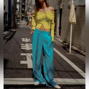 NWT/ Zara off shoulder knit chaqueta top/M